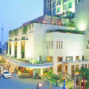 4* Hotell Park