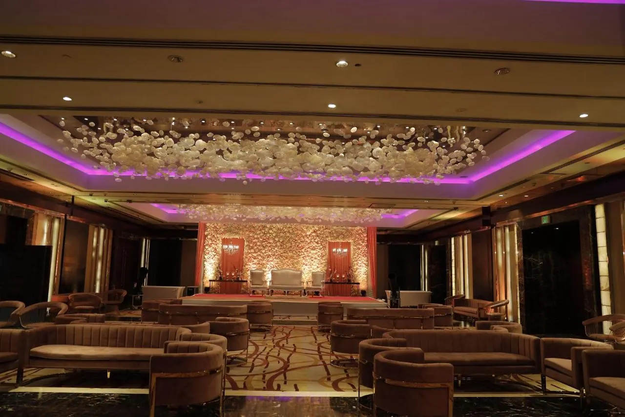 Radisson Blu Plaza Delhi Airport Hotel New Delhi 5*,  India